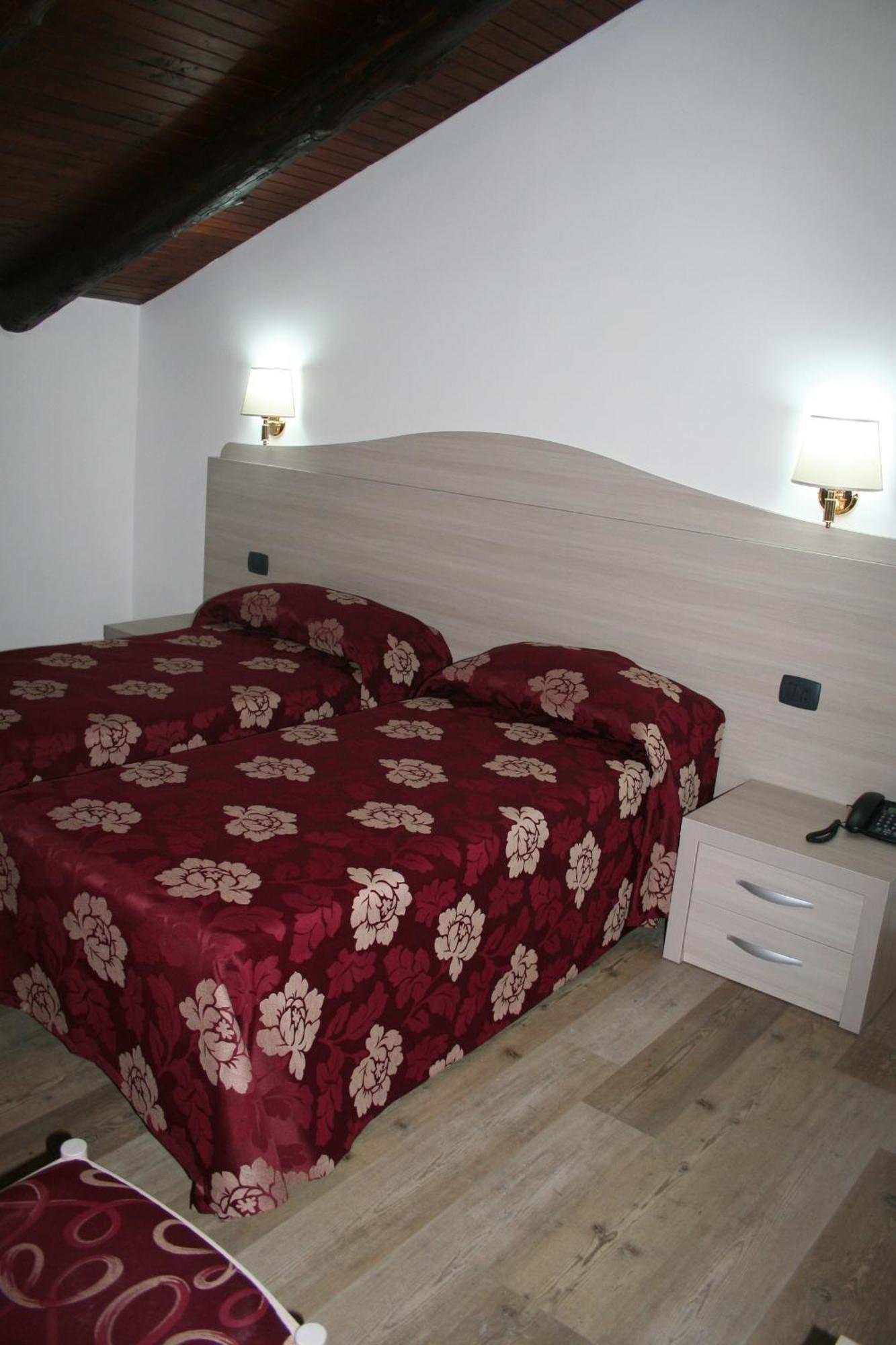 Agriturismo Cascina Del Vai 卡伊罗蒙泰诺泰 客房 照片