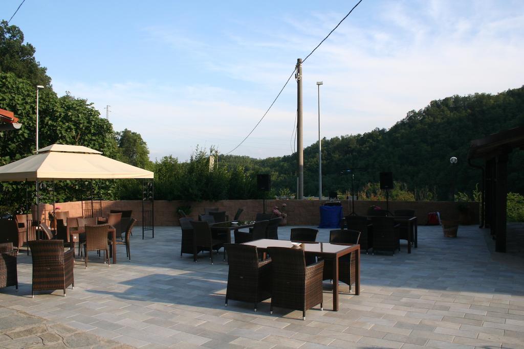 Agriturismo Cascina Del Vai 卡伊罗蒙泰诺泰 外观 照片
