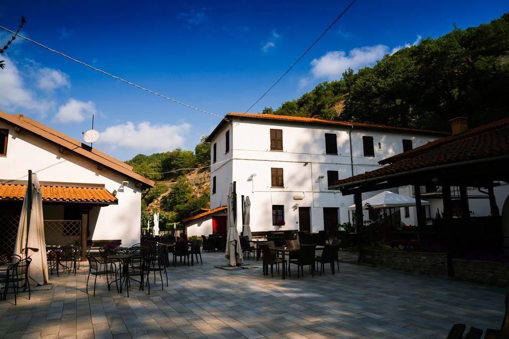 Agriturismo Cascina Del Vai 卡伊罗蒙泰诺泰 外观 照片