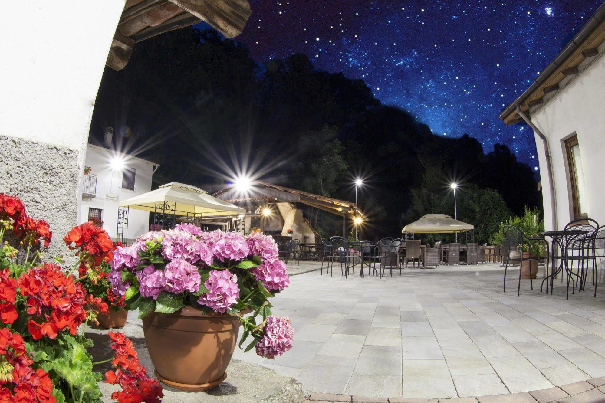 Agriturismo Cascina Del Vai 卡伊罗蒙泰诺泰 外观 照片